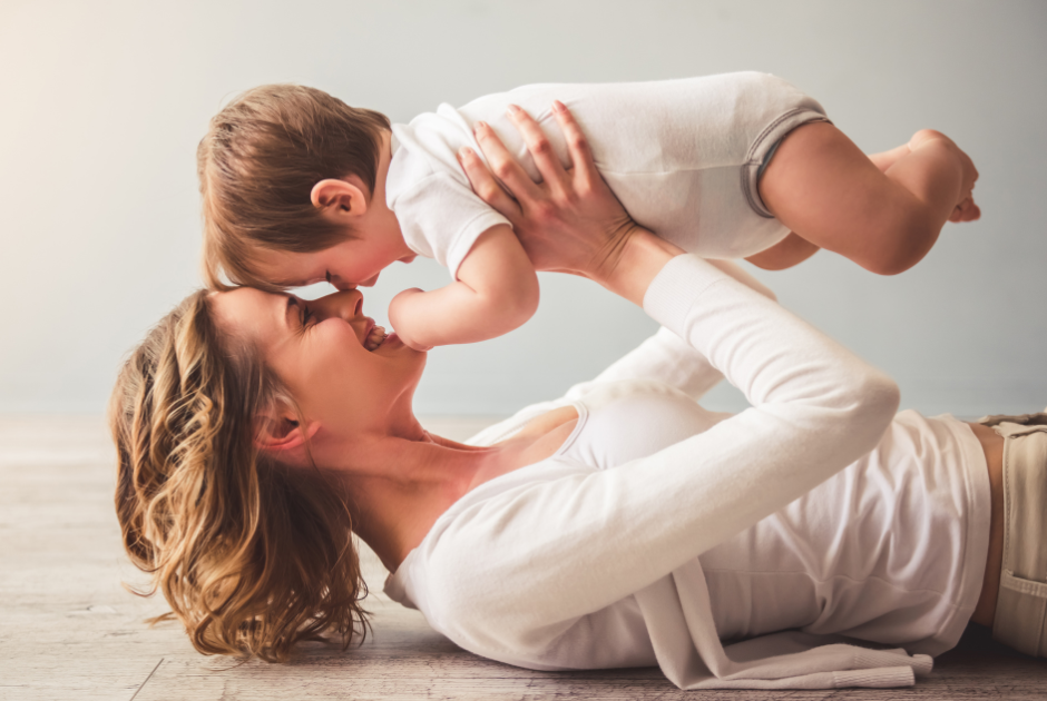 Finding your Mom-Confidence: Empowering Tips for New Mothers